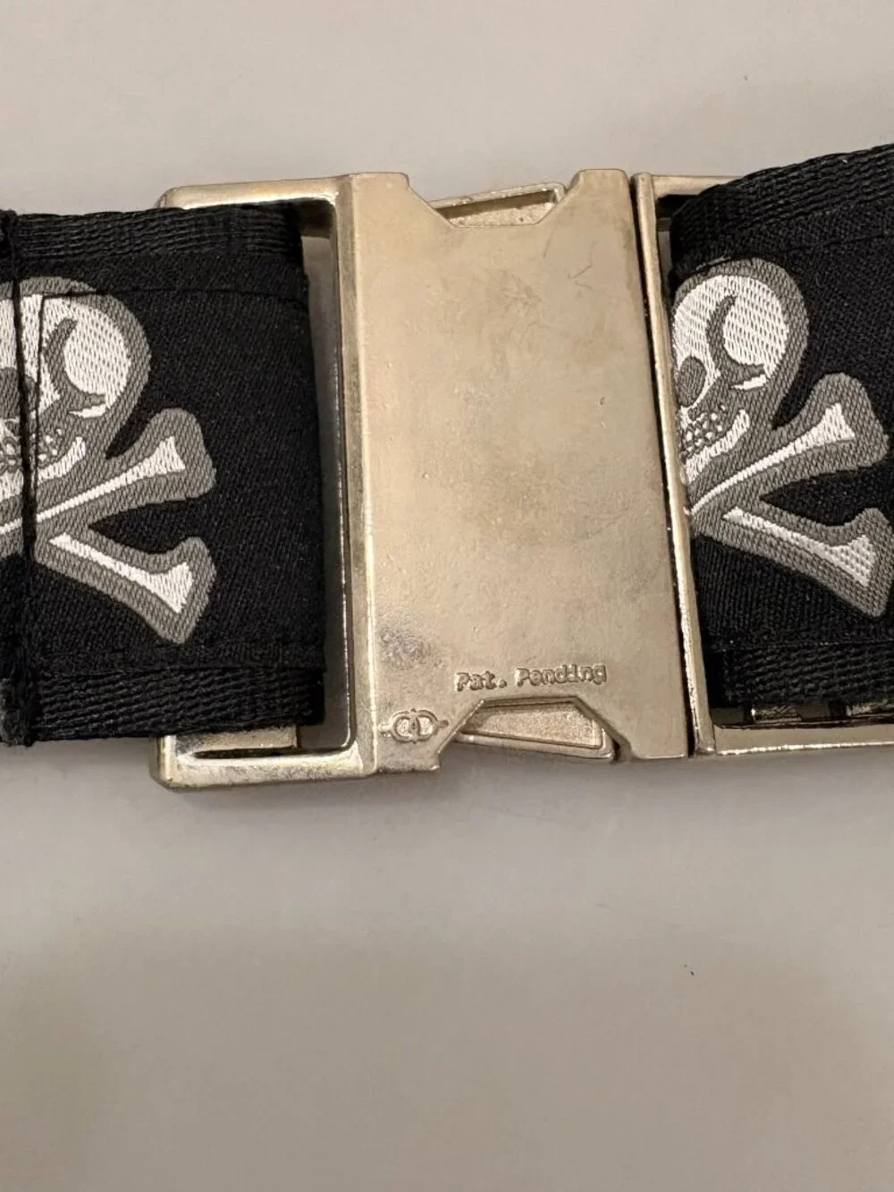 Black Fabric Silver Skull and Crossbones Seatbelt Style Adjustable Belt 2